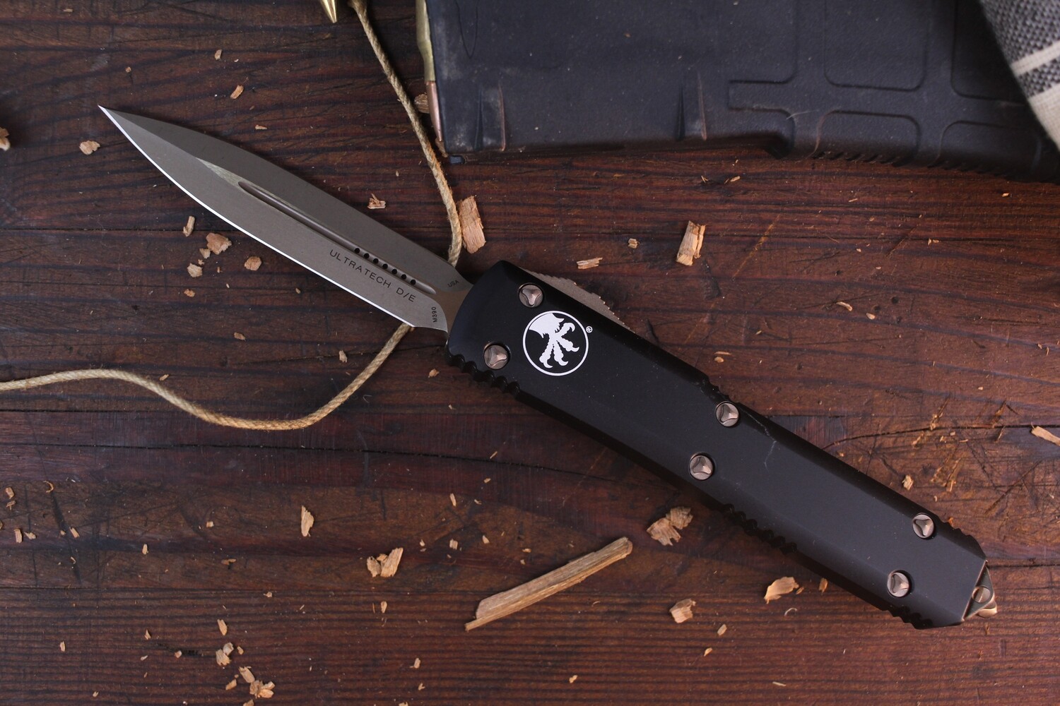 Microtech Ultratech  D/E 3.4&quot; OTF Automatic / Black Aluminum / Bronze Apocalyptic