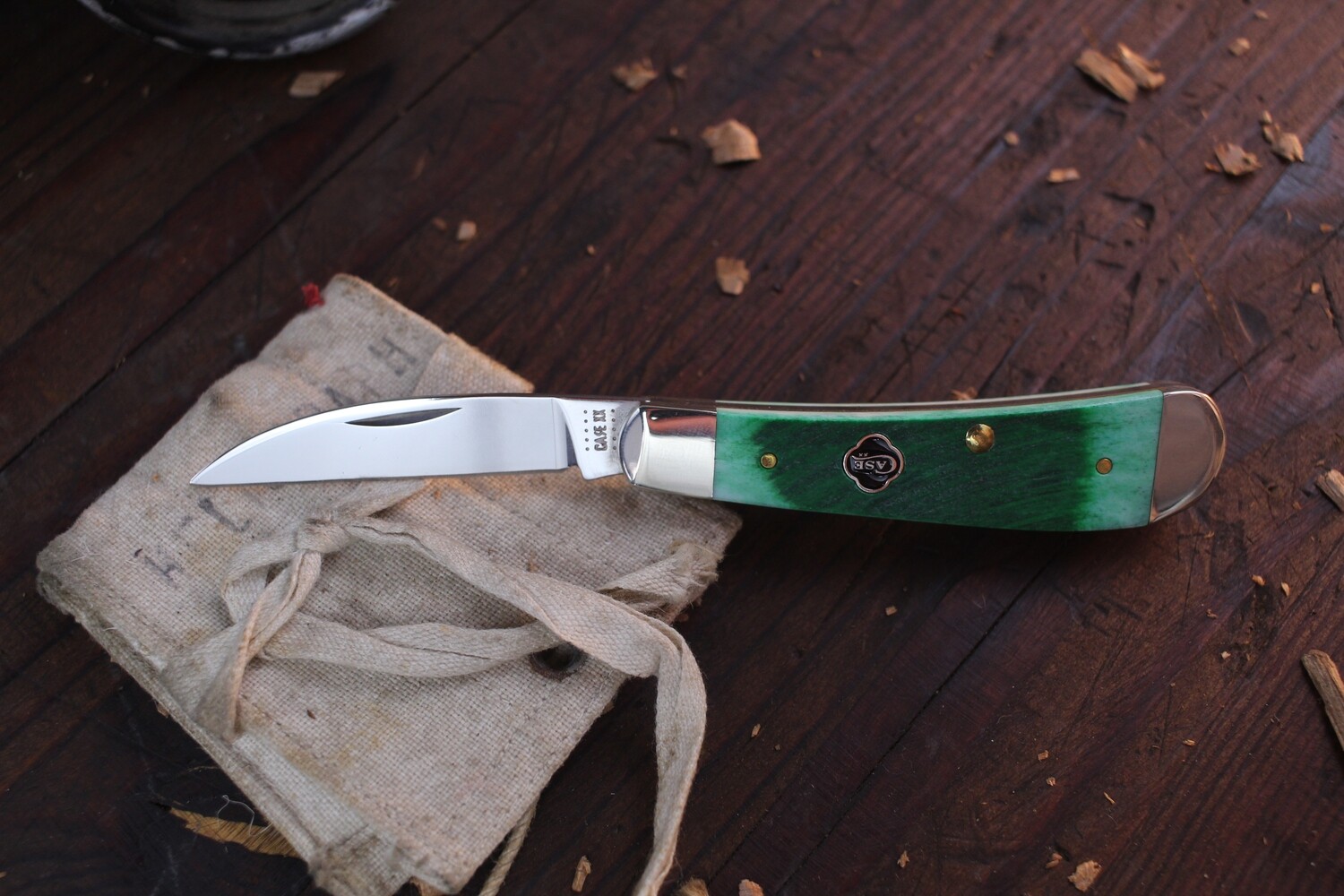 Case Wharncliffe Sway Back TB6117SS 3.19&quot; / Clover Sawcut Bone / Silver Bolsters ( Discontinued )