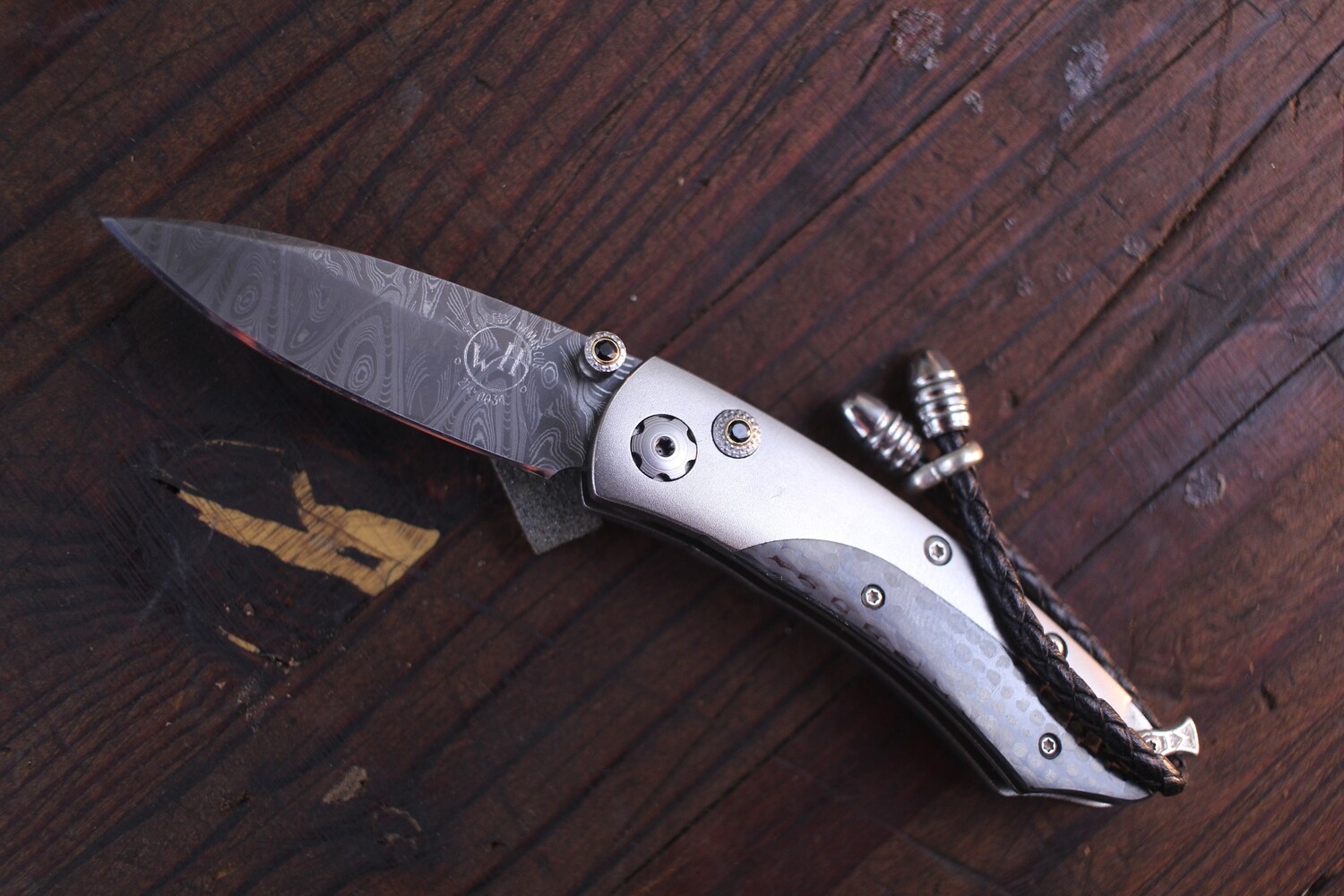 William Henry B04 Pikatti Techno 2&quot; Button Lock Folder / Titanium Frame With Carbon Fiber &amp; Spinel Stones / &#39;Hornets Nest&#39; Dama