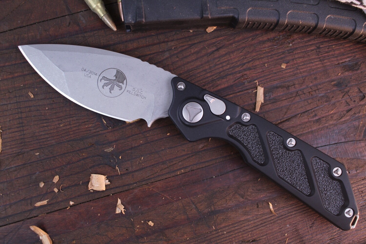 Microtech DOC Killswitch 3.75&quot; Automatic Knife / Black Aluminum / Apocalyptic Finished Spear Point (Pre Owned)