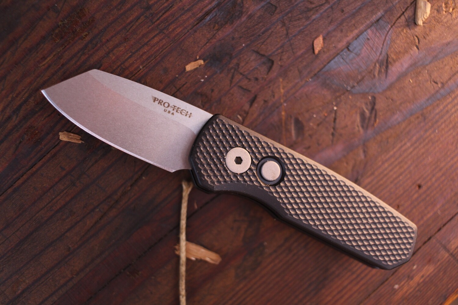 Pro-Tech Runt 5 2.96&quot; Automatic Knife / Textured Black Aluminum / Stonewash 20CV Reverse Tanto