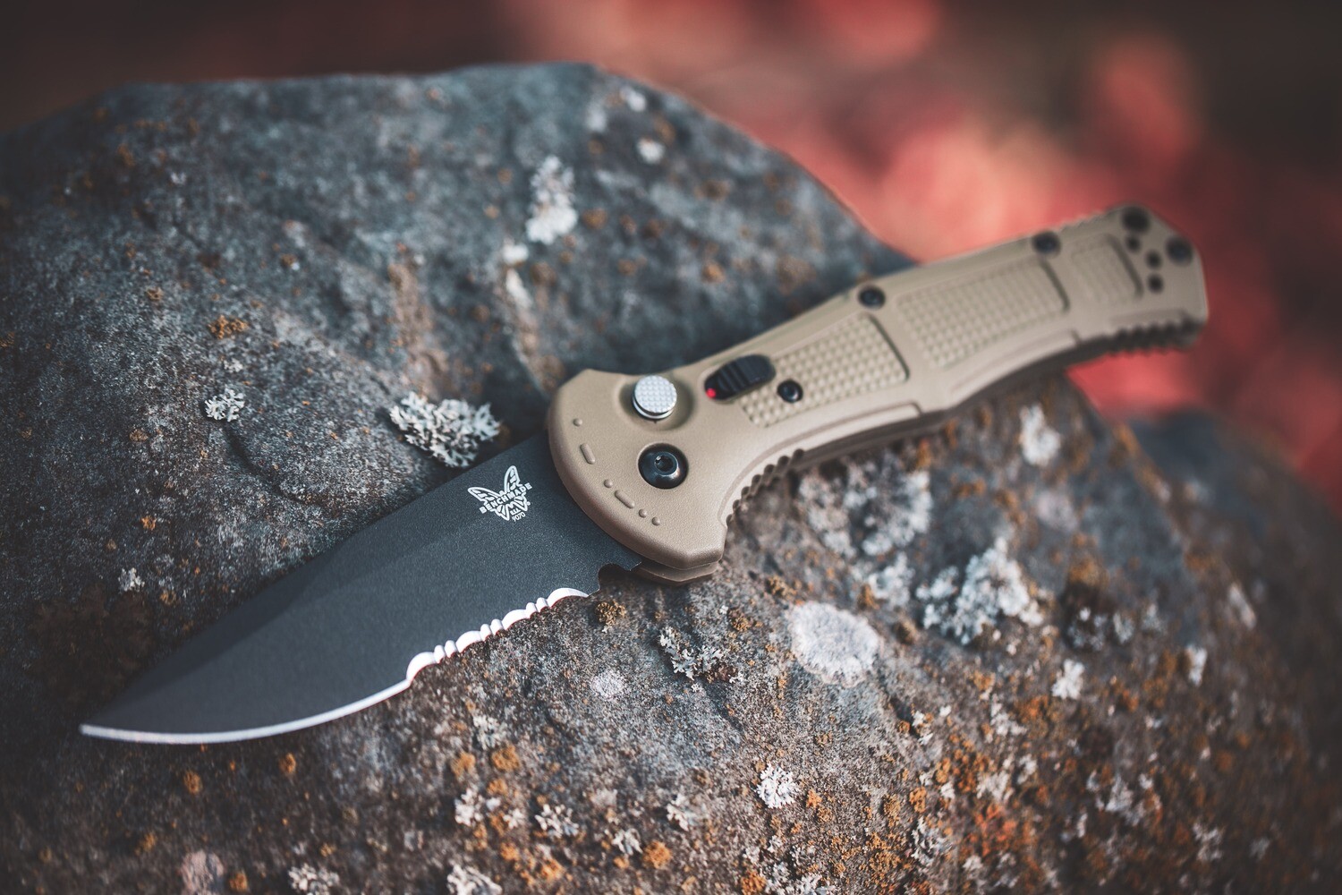 Benchmade Claymore 3.6&quot; Auto Knife / Ranger Green Grivory / Black Serrated CPM-D2