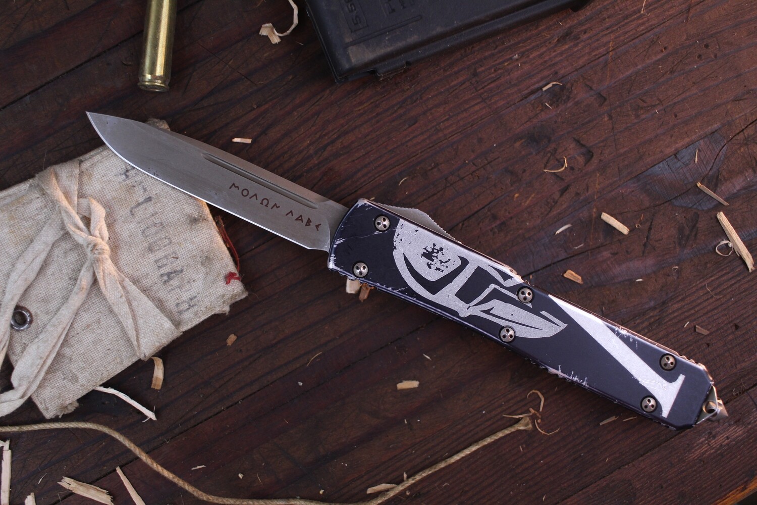 Microtech Ultratech 3.4&quot;  S/E OTF Automatic Knife / Black Stylized Aluminum / Bronze &amp; Molan Labe Inscription ( Pre Owned )