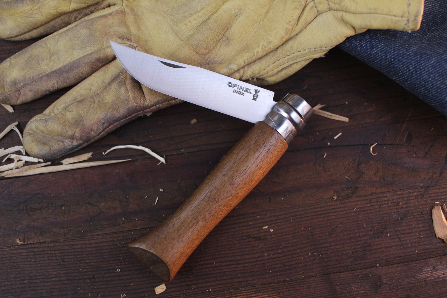 Opinel Knives No. 9 3.54” Folder / Walnut / Satin Sandvik Stainless