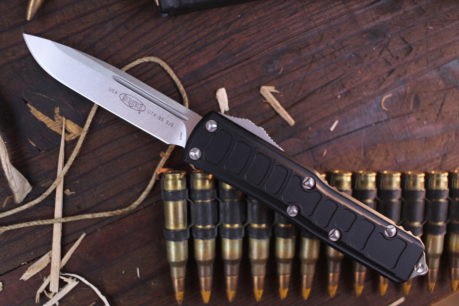 Microtech Signature Series UTX-85 II S/E 3.12” OTF Automatic / Black Stepside Aluminum / Stonewashed