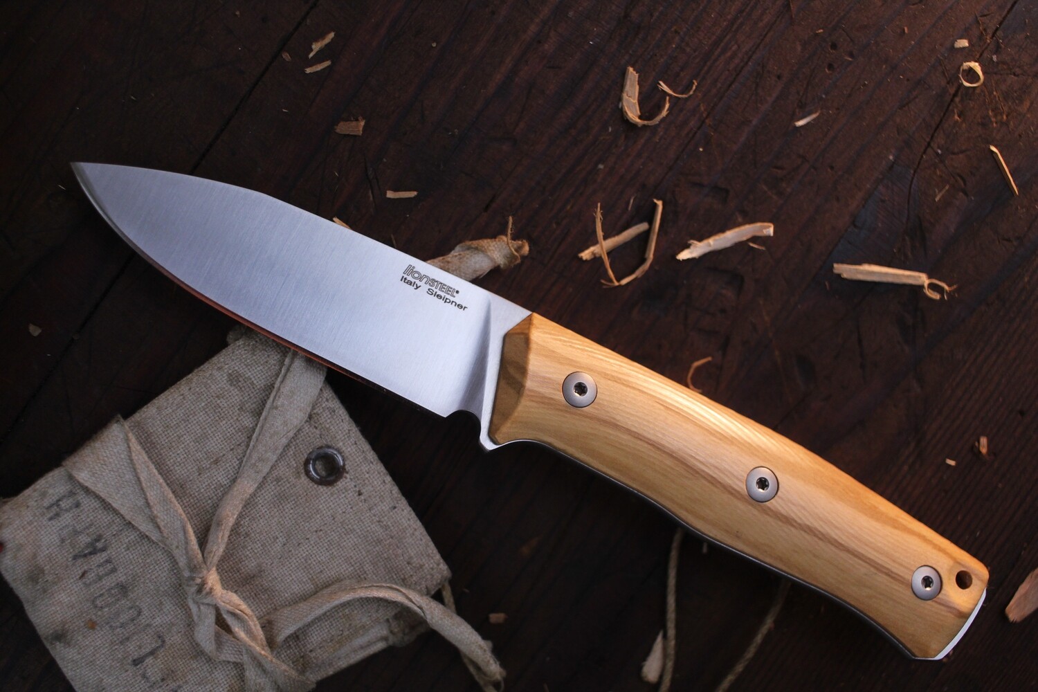 LionSTEEL B35 3&quot; Fixed Blade Knife / Olive Wood / Satin Sleipner Steel