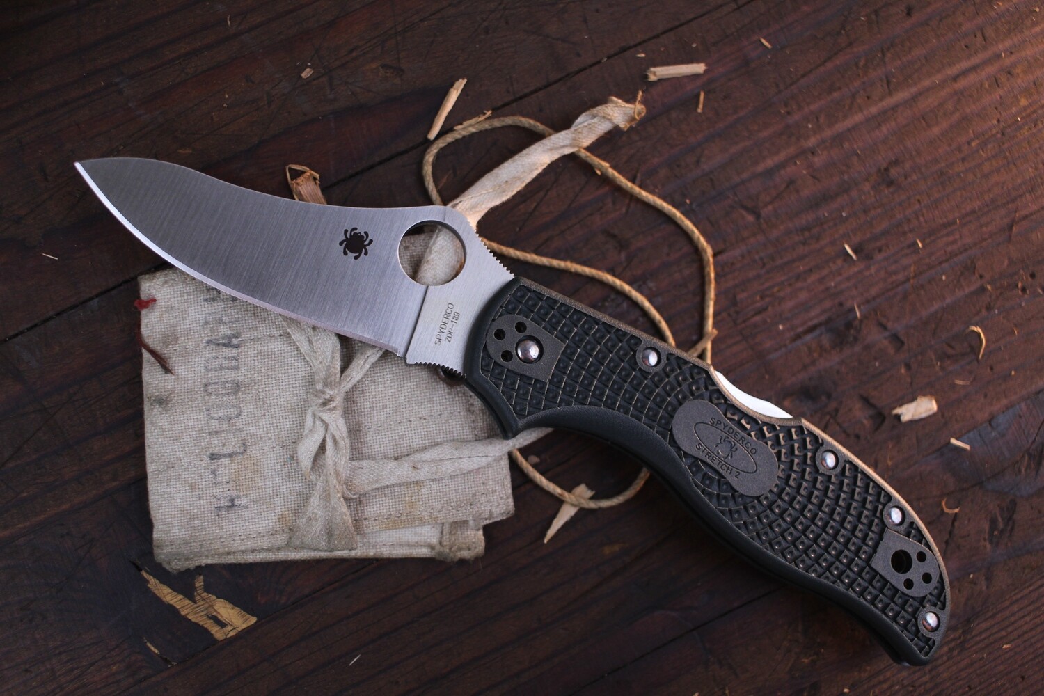 Spyderco Stretch 2 3.4&quot; Folder / Racing Grn FRN / Satin ZDP-189
