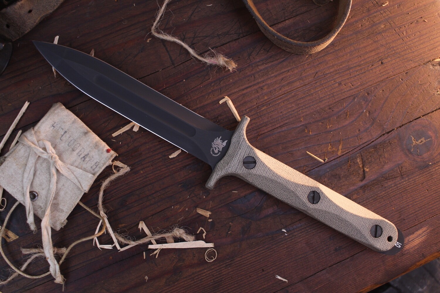 Hinderer EK Commando Dagger 6.5&quot; Fixed Blade / Green Micarta / Black 01