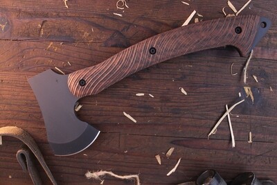 TOOR Knives Camp Axe / Sculpted Walnut / Black D2