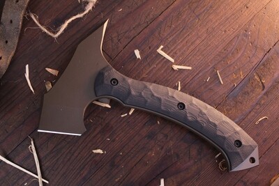 TOOR Knives Tomahawk F13 / Black Sculpted G-10 / Bronze D2 ( Discontinued )