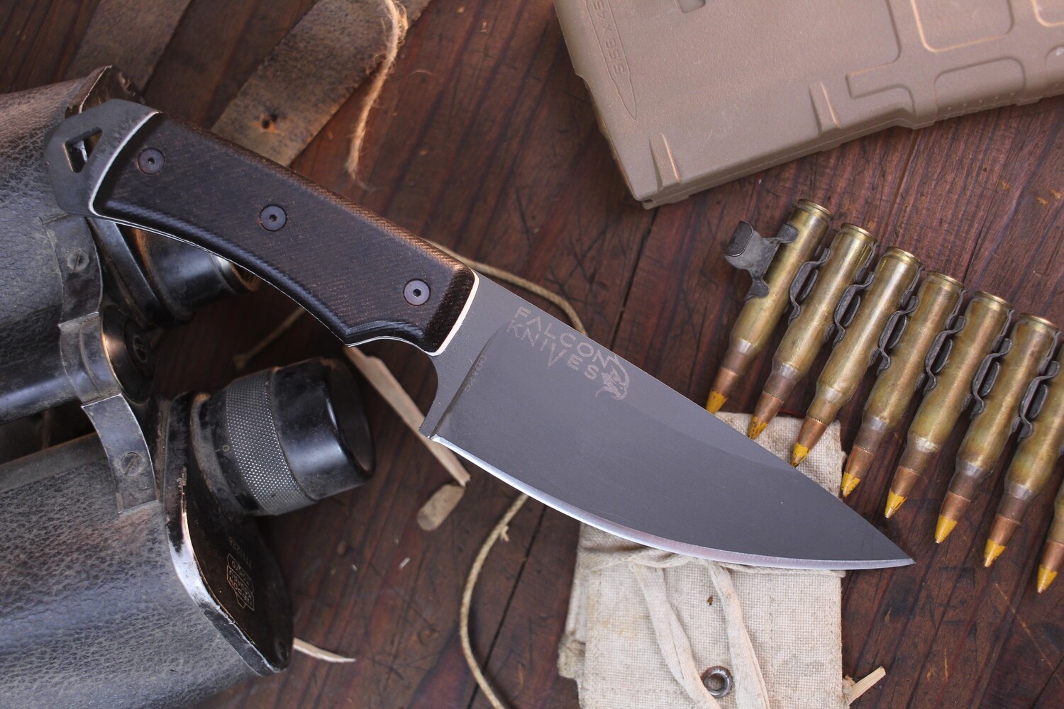 Falcon Knives Jump Master 4.5” Fixed Blade Combat Knife / Black Micarta &amp; White G-10 Liners / Gray 52100