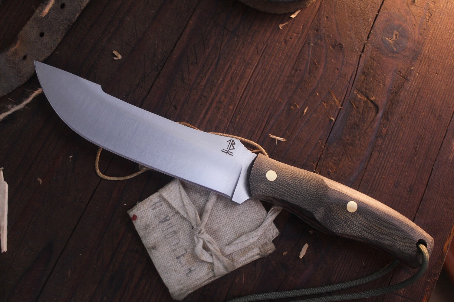 Barrett Knives HUNTER 5.75” Fixed Blade / OD Green Canvas Micarta / Satin 1095