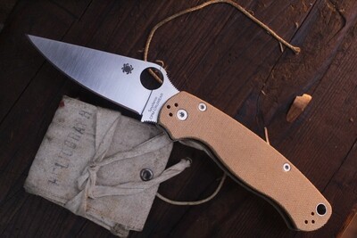 Spyderco Paramilitary 2 3.44" Compression Lock Folder / Natural Micarta / Satin CPM Cruwear