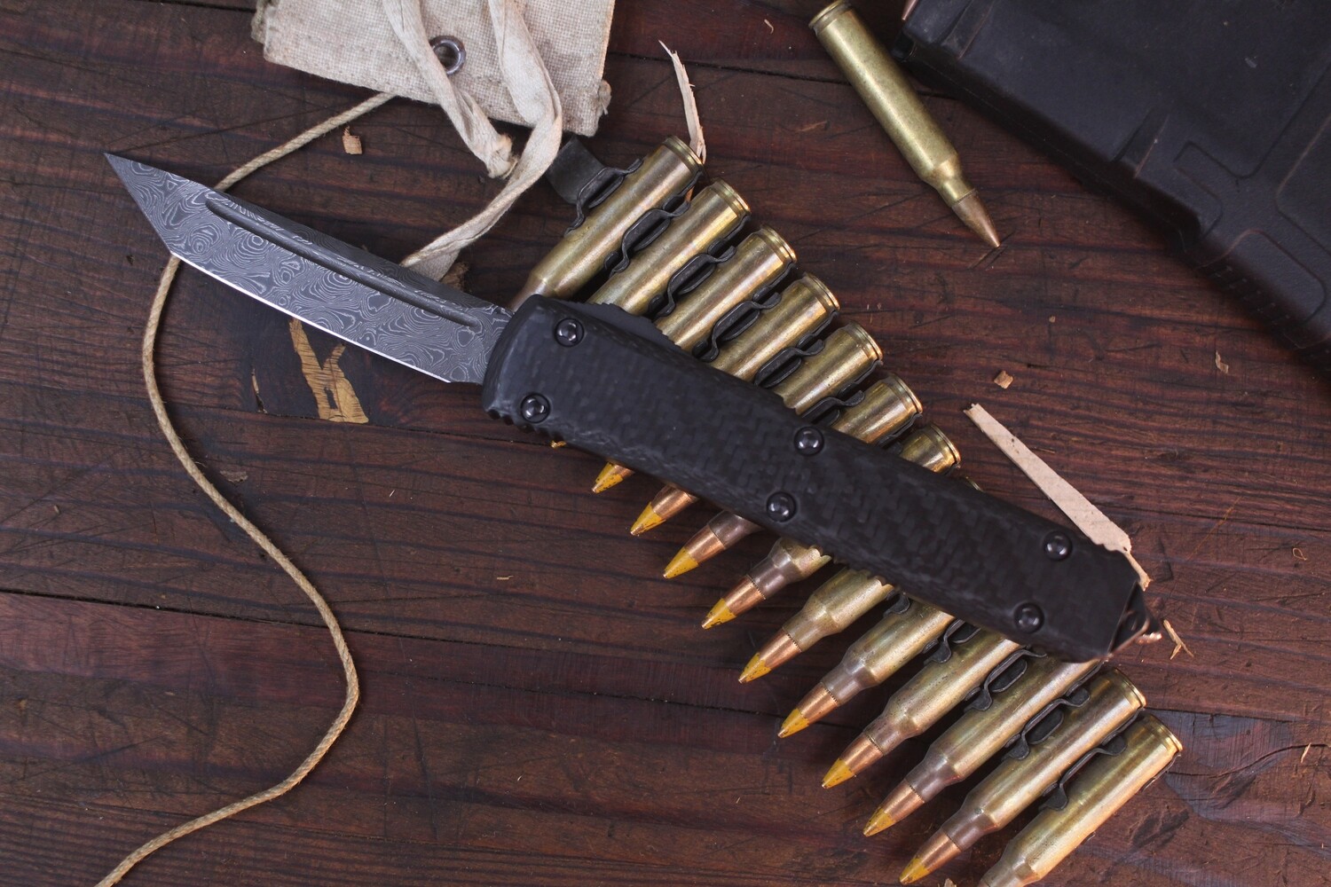 Microtech Signature Series Ultratech T/E 3.46&quot; Automatic OYTF / Carbon Fiber &amp; Aluminum / Damascus