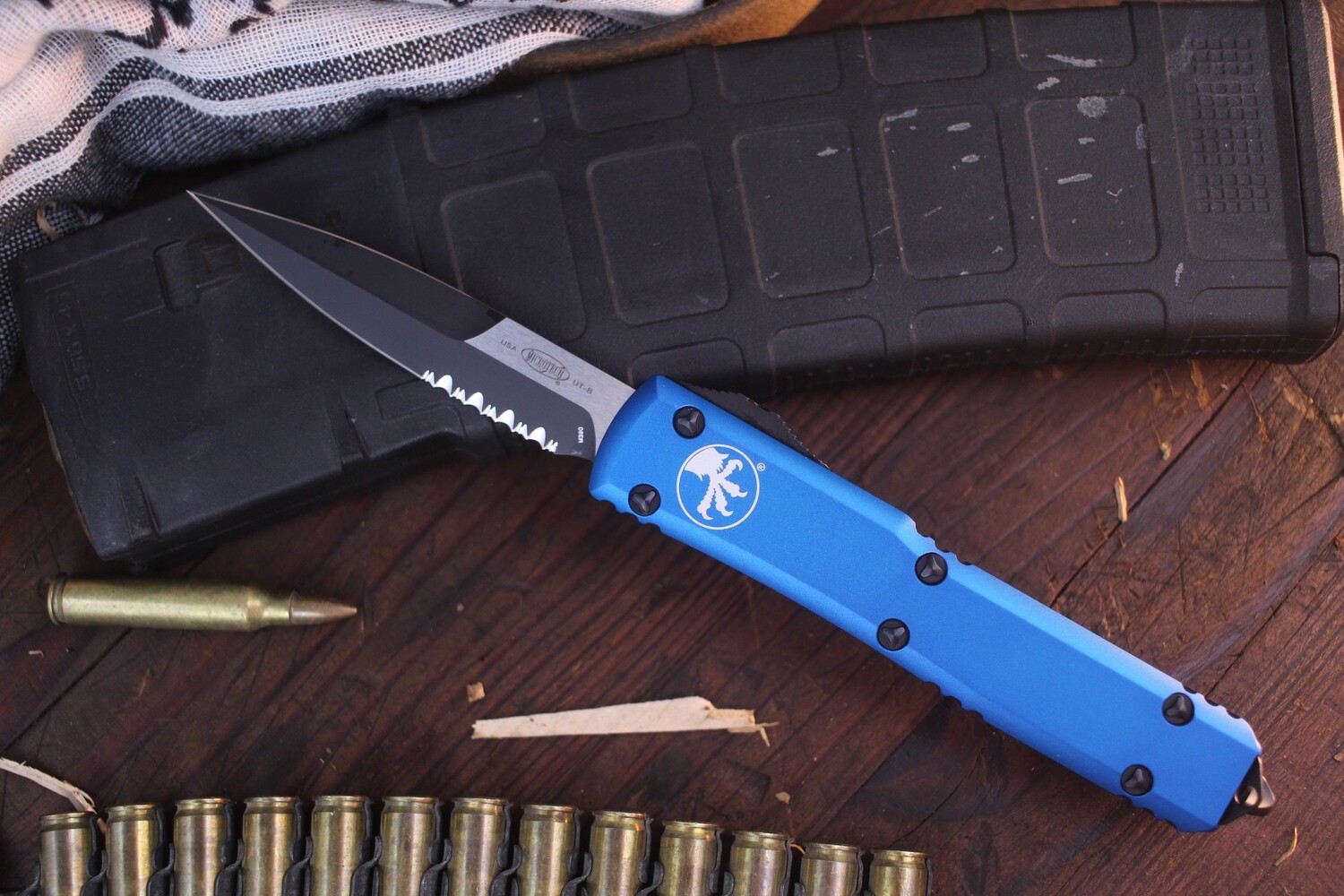 Microtech Ultratech Bayonet 3.4&quot; Automatic OTF /  Blue Aluminum &amp; Black Hardware / Black Serrated