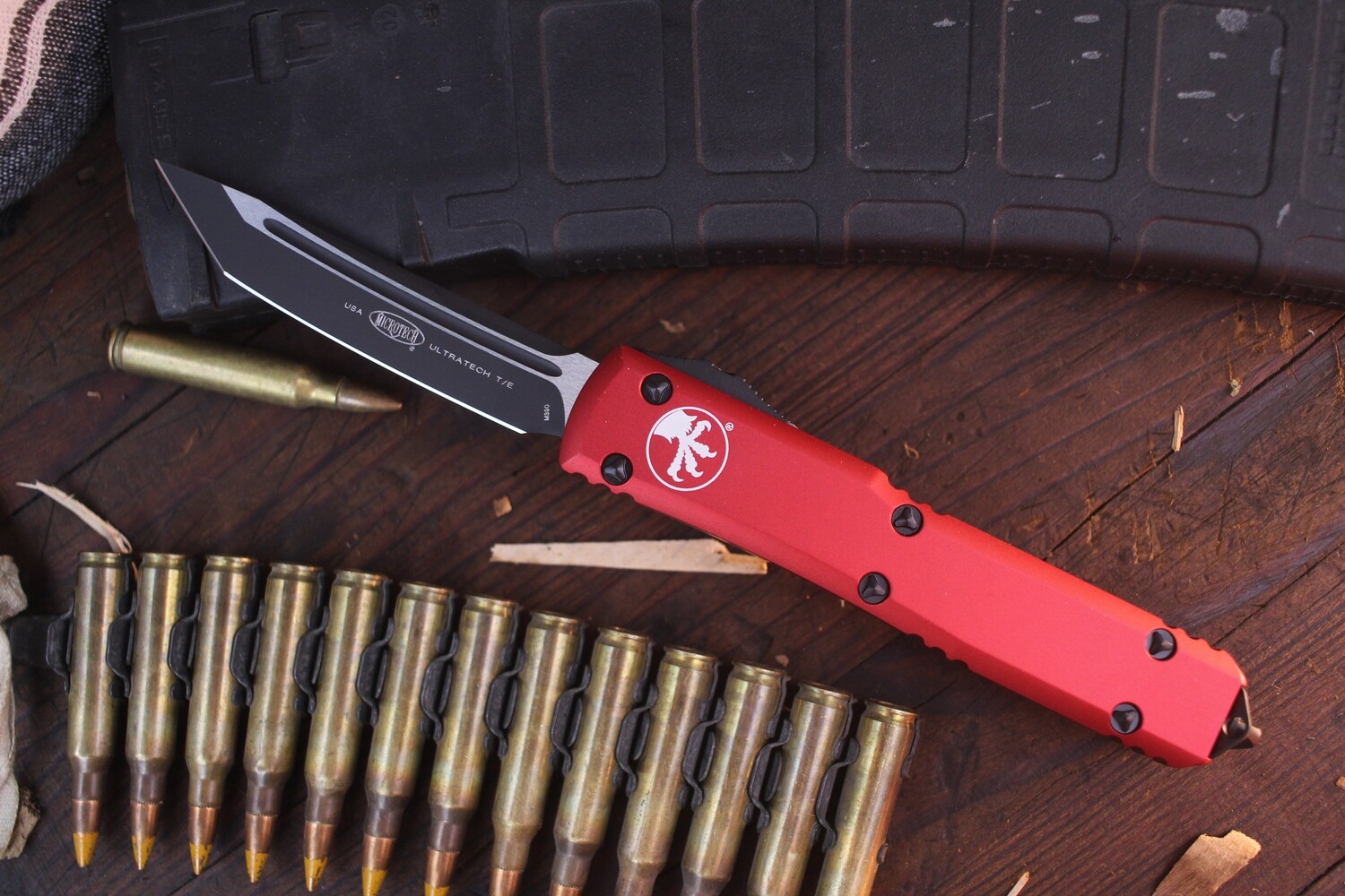 Microtech Ultratech T/E 3.39&quot; Automatic OTF / Red Aluminum / Black Blade