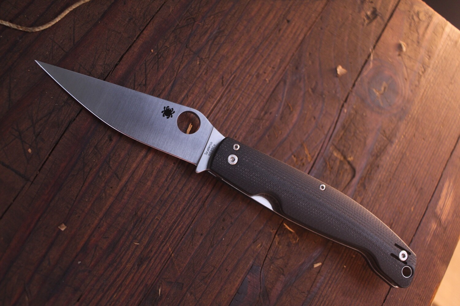Spyderco Pattada 3.875&quot; Folding Knife / Black G10 / Satin N690 ( Pre Owned )