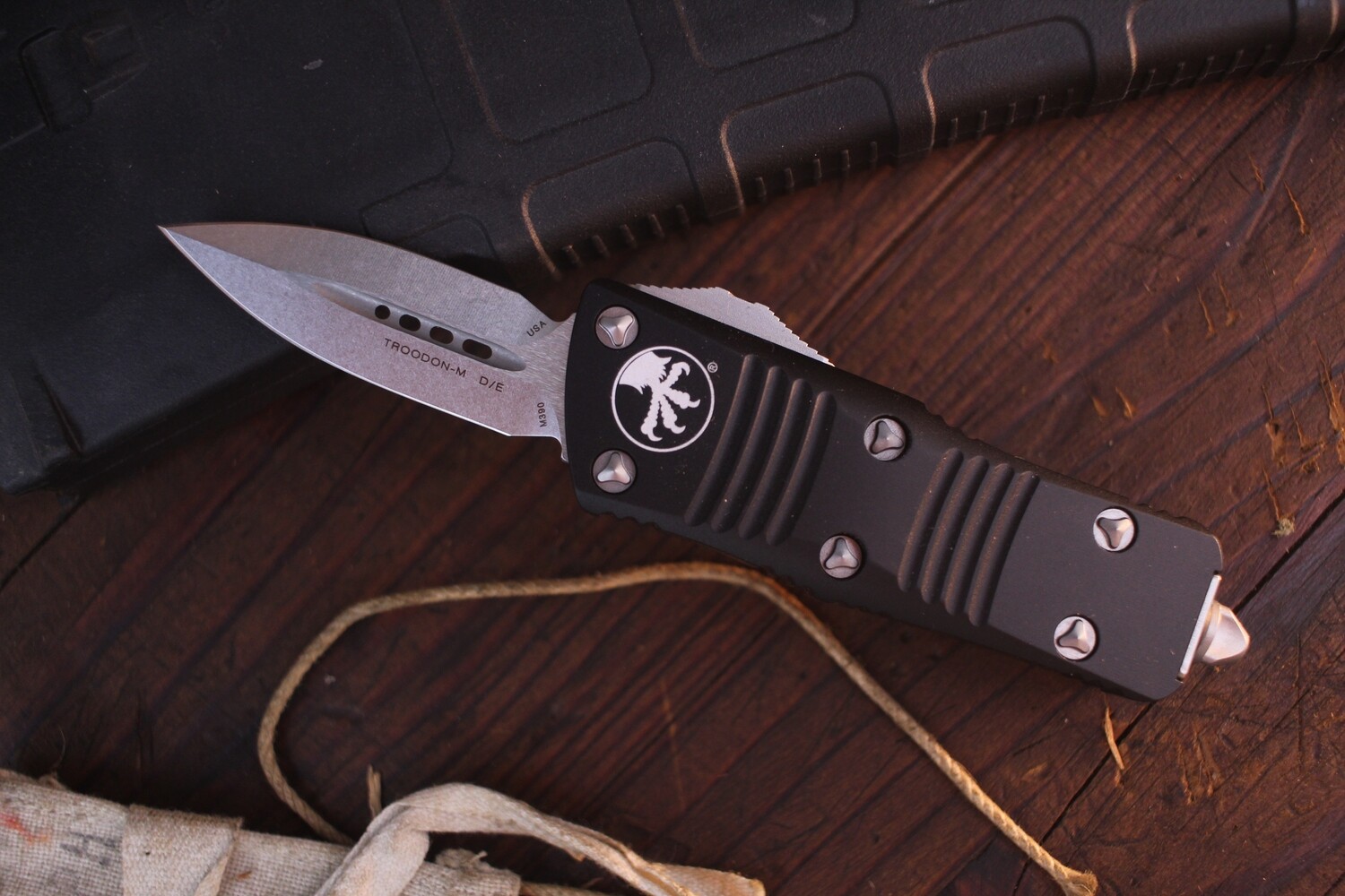 Microtech Troodon Mini D/E 1.9&quot; Automatic OTF / Black Aluminum / Stonewash