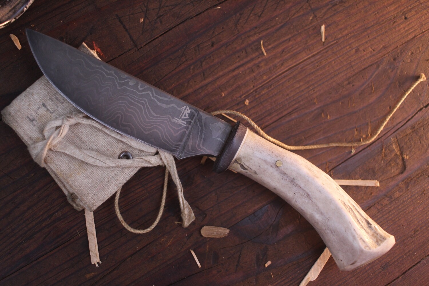 Barrett Knives Forest 4” Drop Point  / Walnut &amp; White Tail Deer / Alaskan Forged Damascus