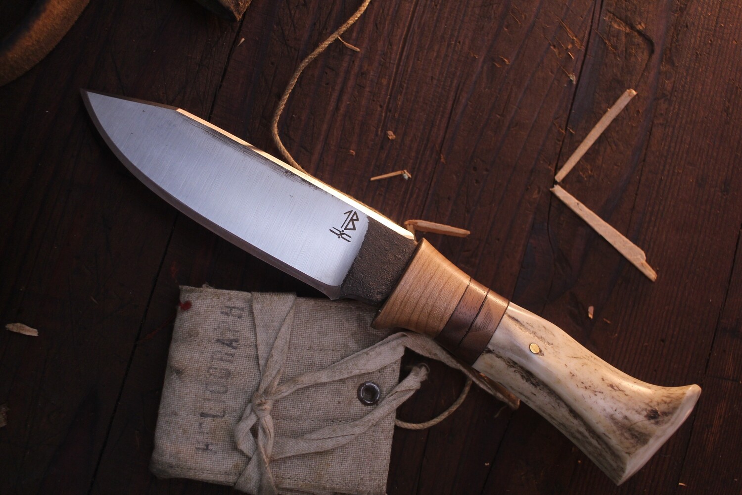 Barrett Knives EDC 4” Clip Point Hunter / Walnut &amp; White Tail Deer / Forge Finish 5160