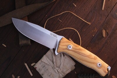 LionSTEEL M5 4.5" Fixed Blade Knife / Olive Wood / Satin Sleipner Steel ( Pre Owned )