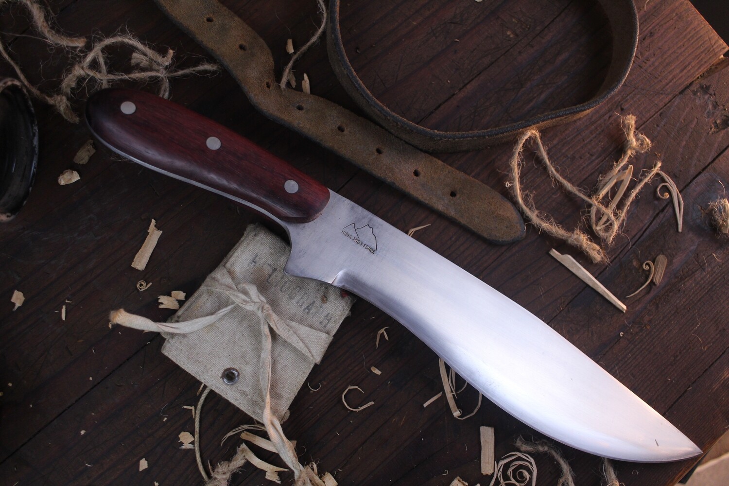 Highlands Forge Extended Large Hunter 8&quot; Fixed Blade / Purple Heartwood /  Satin Forged 1095