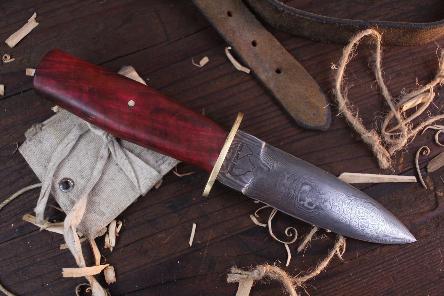 Highlands Forge Ladies Persuader 3.25&quot; Fixed Blade Dagger / Dyed Burlwood /  Alaskan Forged Damascus