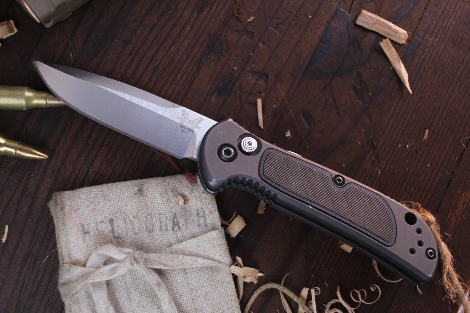 Benchmade Mini Coalition 2.9&quot; Automatic Folder / Gray Aluminum &amp; Black G-10 / Satin S30V ( Pre Owned )