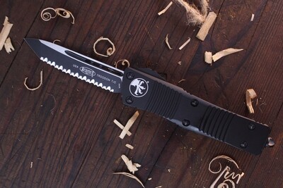 Microtech Troodon Tanto 3" OTF Automatic /  Black Aluminum  / Black Full Serrated ( Pre Owned )