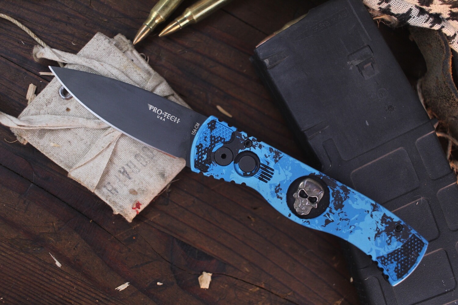 Pro-Tech TR-2 3.125&quot; Automatic Knife / Splash Anodized Aluminum / Black 154CM ( Pre Owned )