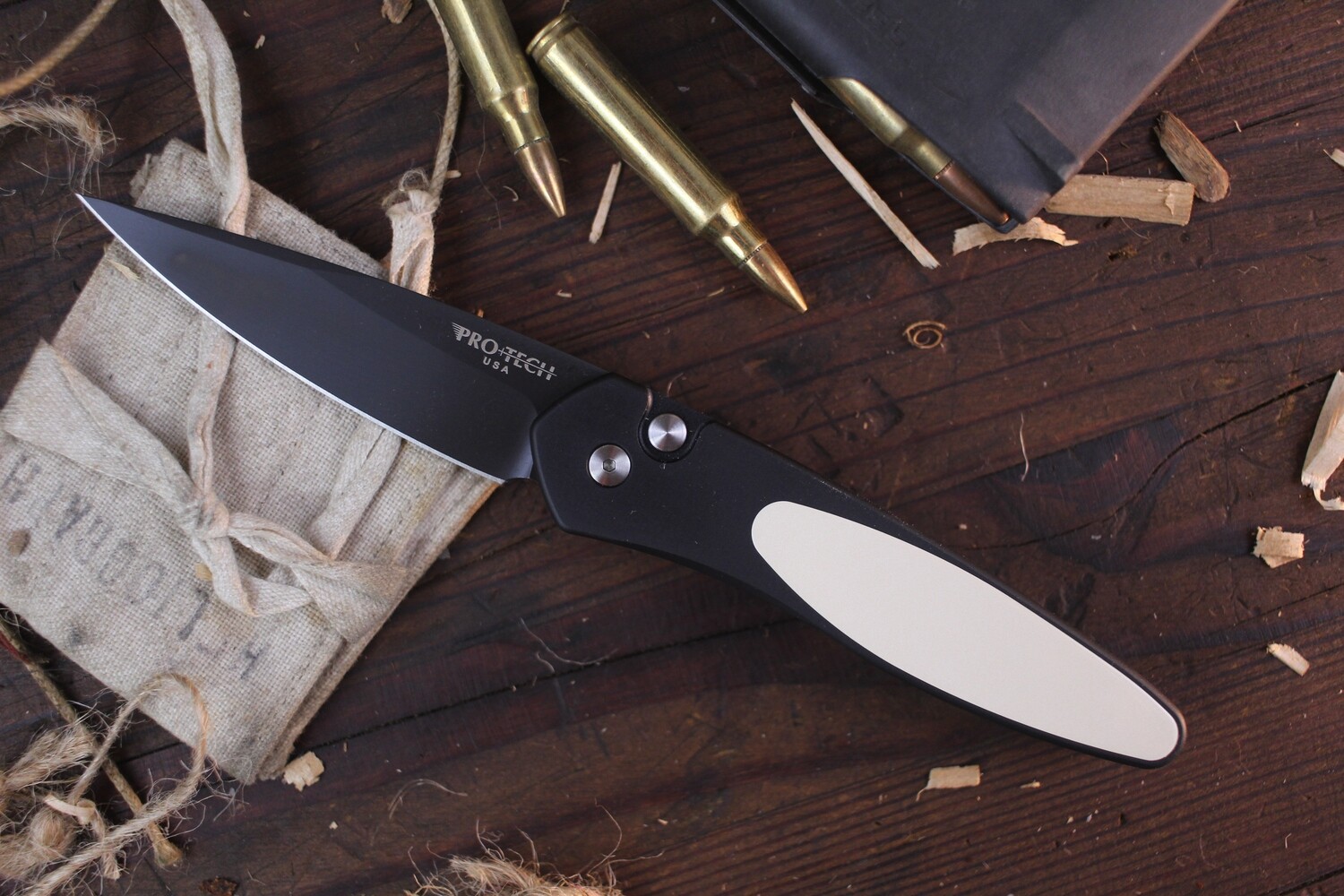 Pro-Tech Newport Tuxedo 3&quot; Automatic Folder / Black Aluminum &amp; Ivory Micarta / Black S35VN