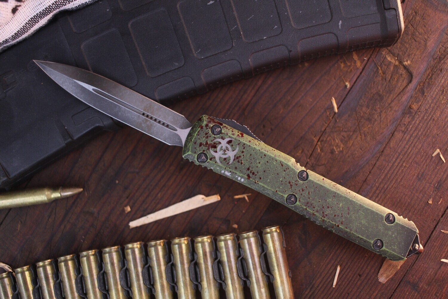 Microtech Ultratech Outbreak 3.4&quot; Automatic OTF / Deep Engraved Pandemic Green Aluminum / Stonewashed ( Pre Owned )