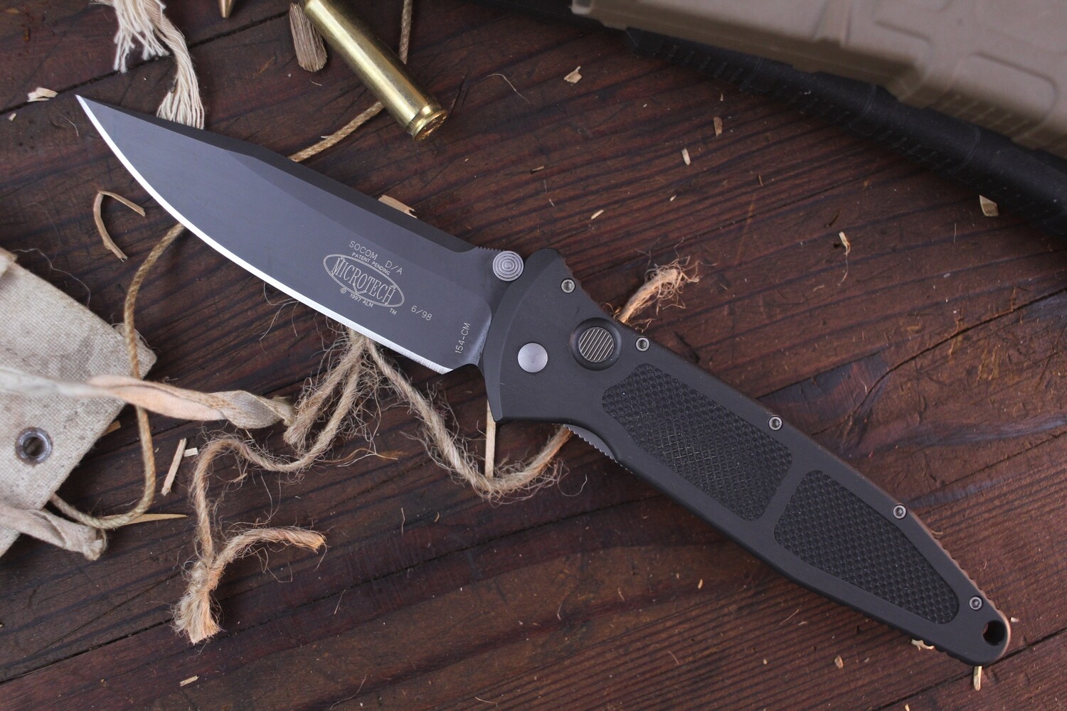 Microtech Vintage Socom Elite D/A 4&quot; Automatic Folder / Black Aluminum &amp; Rubber Inserts / Black 154CM - 1998 ( Pre Owned )