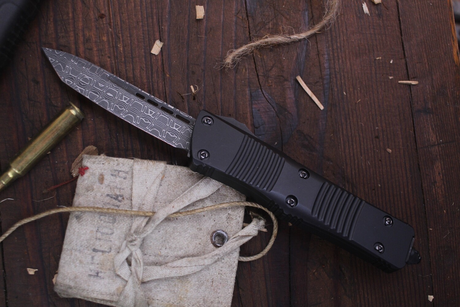 Microtech Signature Series Troodon T/E  3.08&quot; OTF Automatic Knife / Black / Damascus ( Pre Owned )