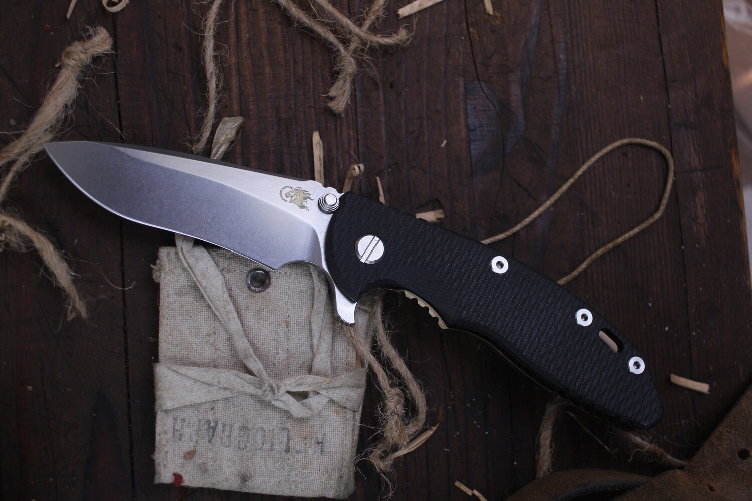 Hinderer XM-18 3.5&quot; Folding Knife / Black G10 &amp; Bronze Titanium / Stonewashed 20CV Recurve