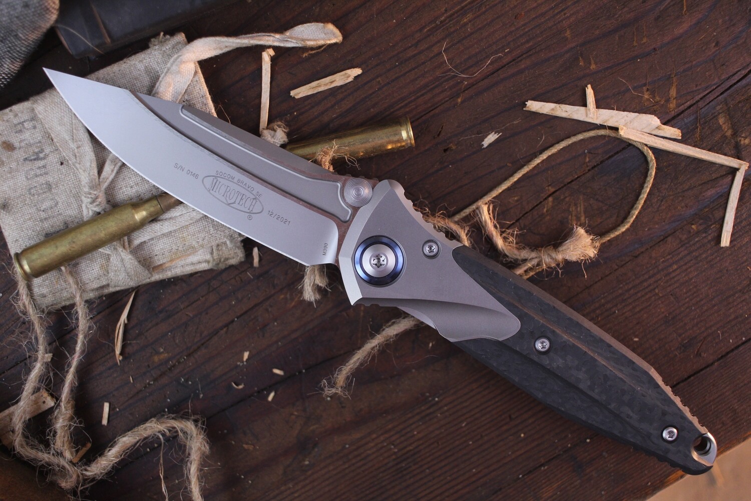 Microtech SOCOM Bravo 4&quot; S/E Framelock Folder  / Beadblast Titanium &amp; Carbon Fiber / Beadblast