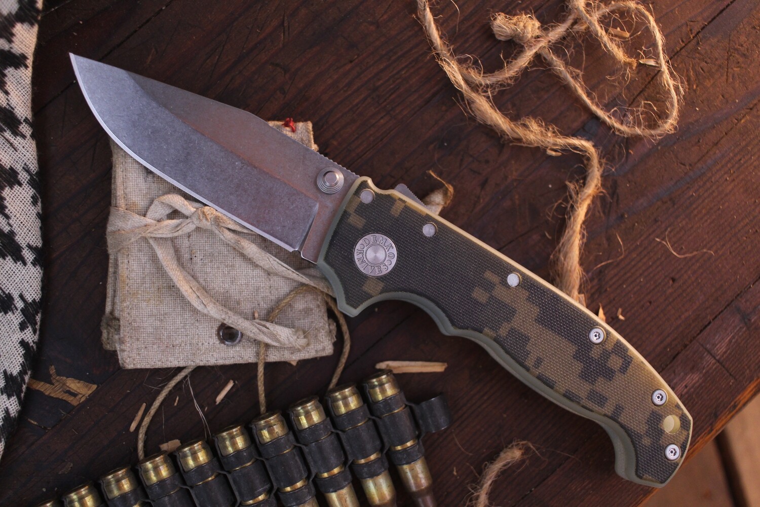 Demko AD20 3.7&quot; Shark Lock Folder / Digi Camo G-10 / Stonewashed CruWear ( Pre Owned )