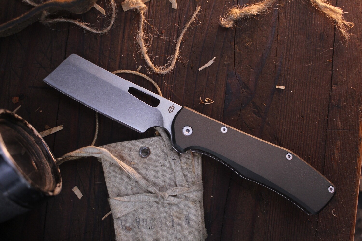 Gerber FlatIron 3.8&quot; Cleaver Lockback Folder / Black Aluminium &amp; Stonewashed Stainless Frame / Stonewashed Stainless