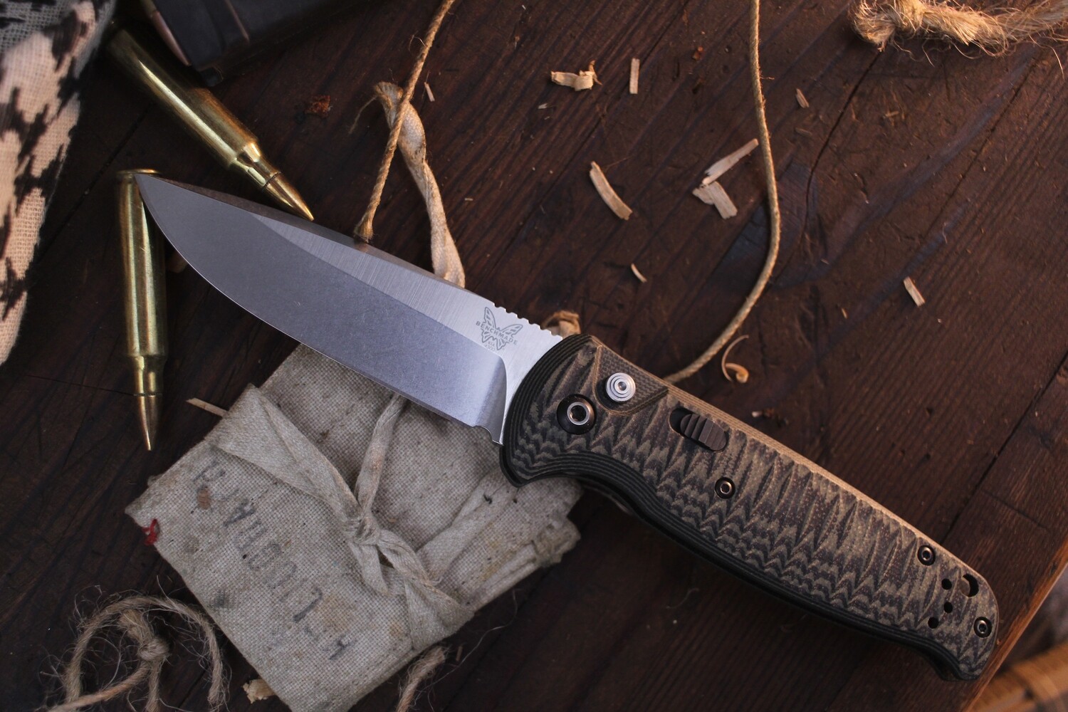 Benchmade CLA 3.4&quot; Drop Point Automatic Folder / Black &amp; Green G-10 / Satin  154CM ( Pre Owned )