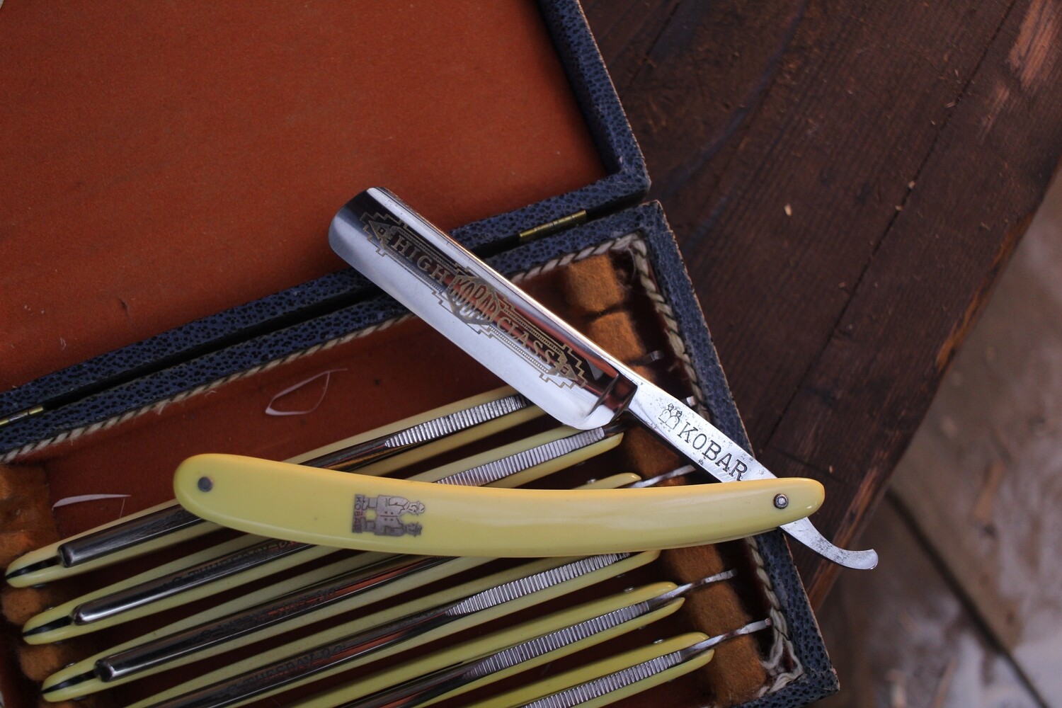 KOBAR High Class Vintage 5/8 Straight Razor Of The Day Kit / Ivory Bakelite / Engraved Solingen High Carbon Steel