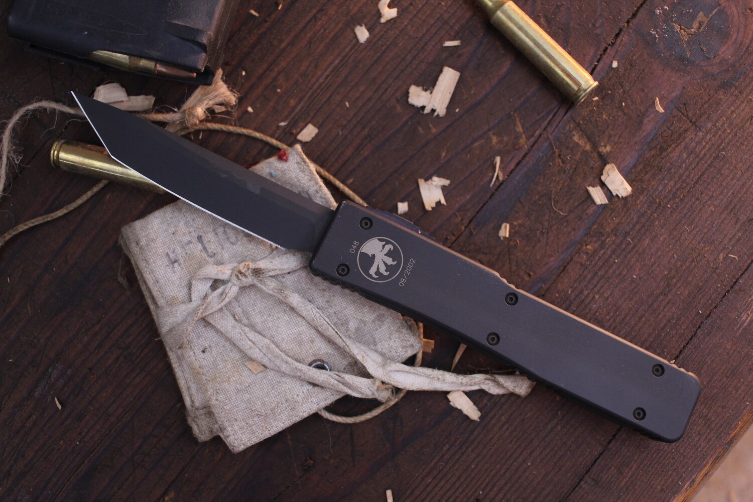 Microtech Classic Ultratech UT6 3.4&quot; T/E Automatic OTF  / Matte Black Aluminum / Black Boron Carbide Stainless ( Pre Owned )
