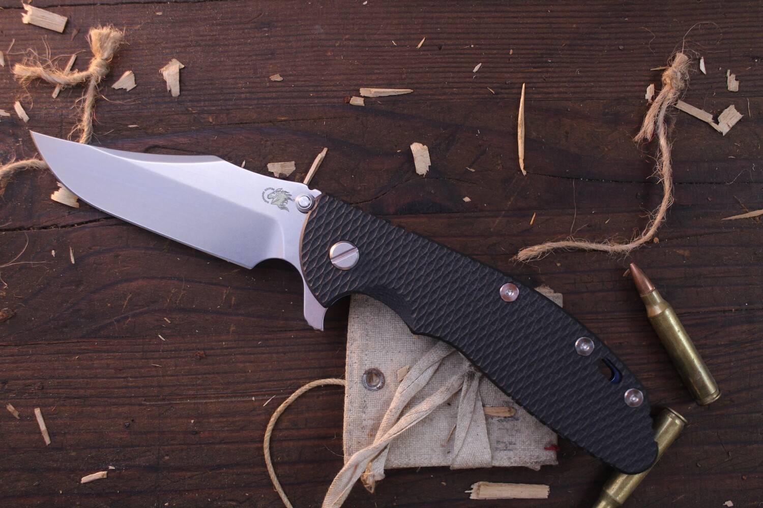 Hinderer Knives XM-24 4&quot; Framelock Flipper /  Black G-10 &amp; Blue Titanium / Stonewashed 20CV Bowie