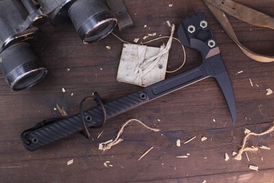 RMJ Tactical Cuddles 13.25" Warhammer With Spike / Black G-10 / Graphite Black 80CRV2 ( Pre Owned )