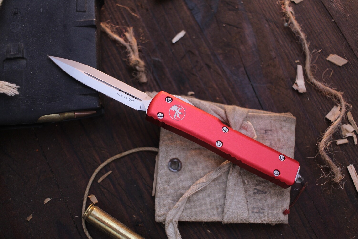 Microtech UTX-70 D/E 2.4&quot; OTF Automatic / Red Aluminum / Satin