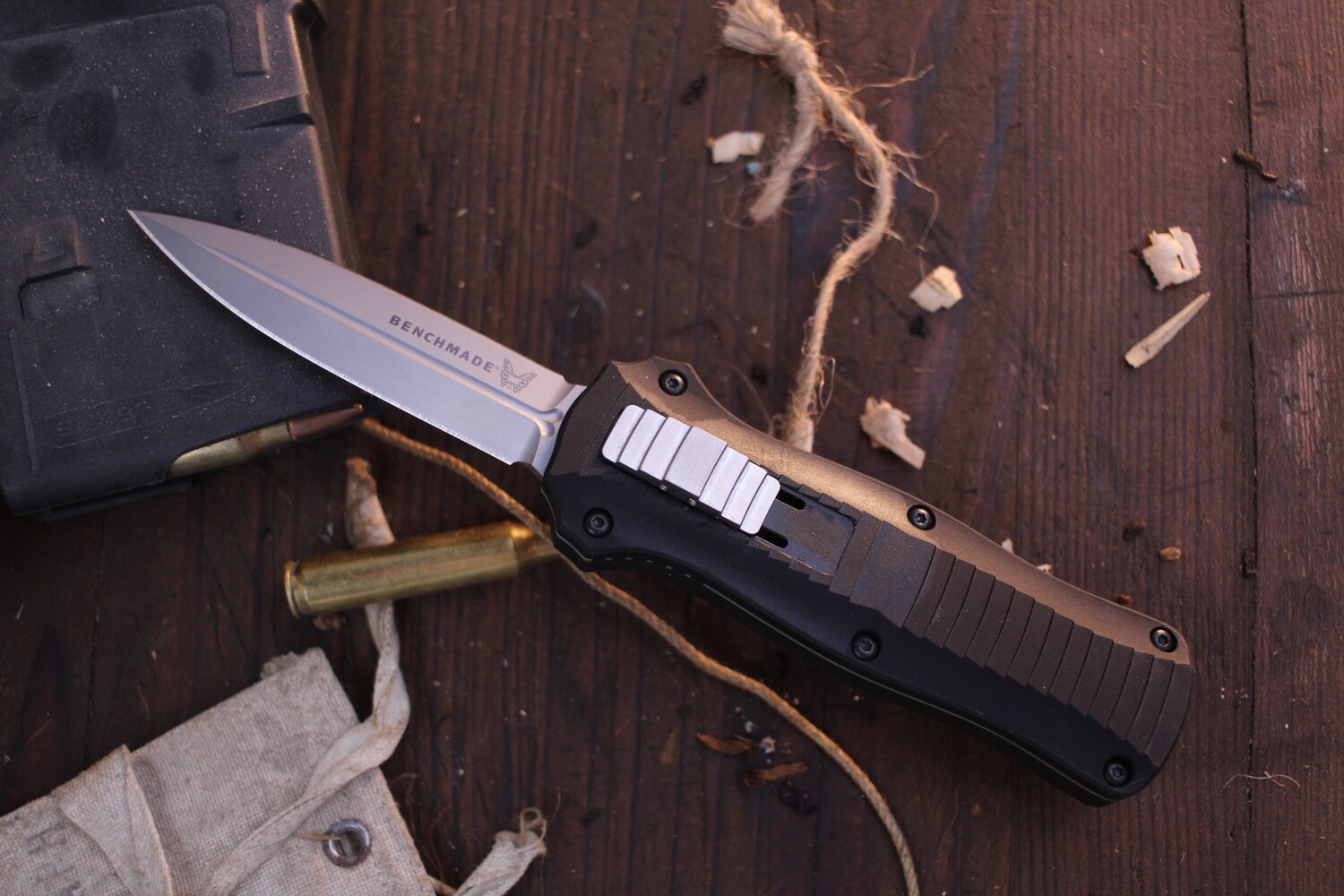 Benchmade Mini Infidel 3.10&quot; OTF Automatic / Black Aluminum / Satin D2 ( Discontinued )