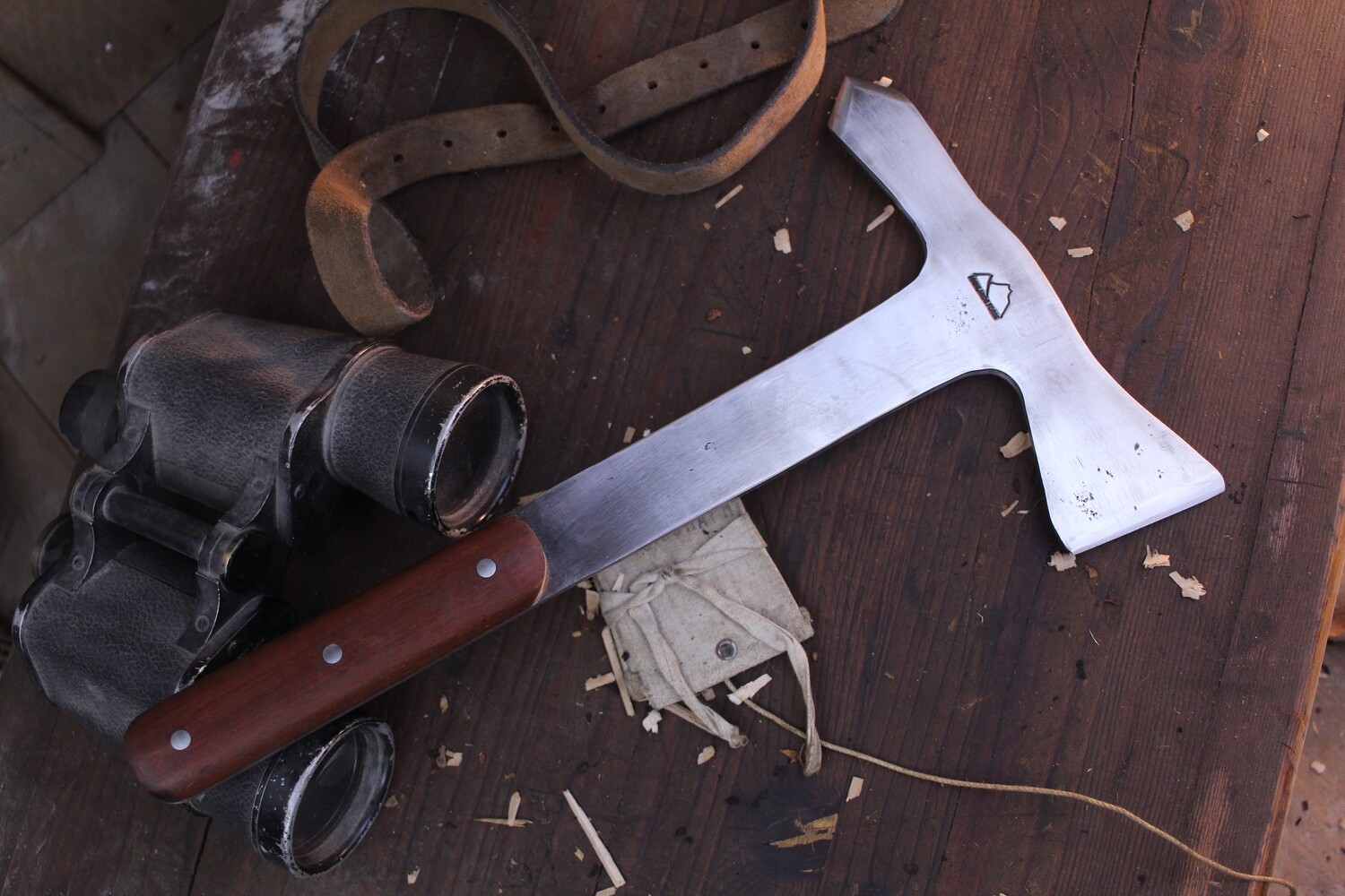 Highlands Forge Full Tang Tomahawk / 12&quot; Paduak &amp; Steel / Forged 6150 High Carbon