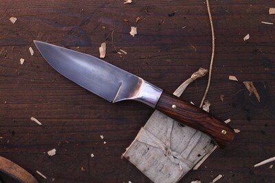Forge 33 4.25” Clip Point Hunter / Rosewood With Integral Bolster / Forged Satin D2