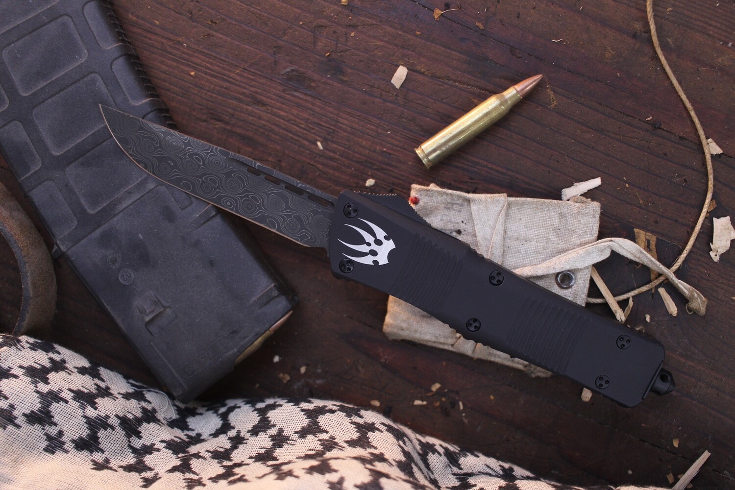 Microtech Marfione Combat Troodon S/E 3.8&quot; OTF Automatic / Black Aluminum / Damascus ( Pre Owned )
