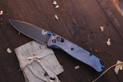 Benchmade Bugout 3.24" AXIS Lock Folder / Shipwrecked Copper Scales / Black S30V