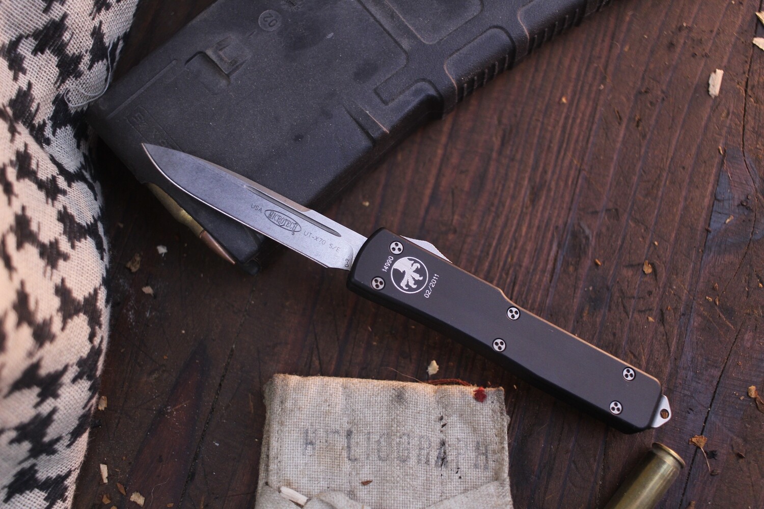 Microtech UTX-70 S/E 2.4&quot; OTF Automatic / Black Aluminum / Stonewash ( Pre Owned )
